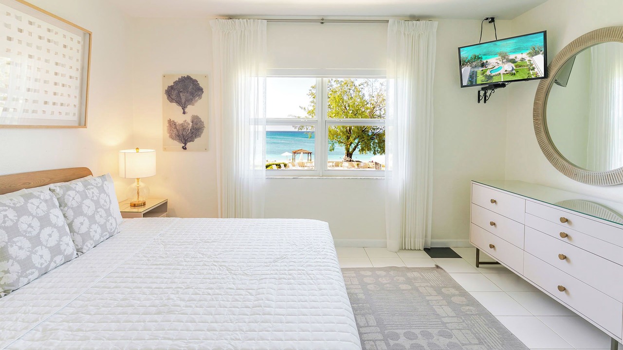 Photo of Bedroom in Seven Mile Beach