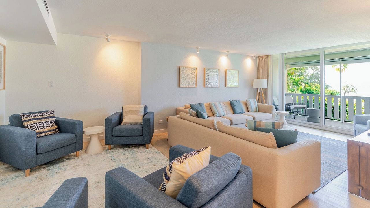Photo of Livingroom in Seven Mile Beach