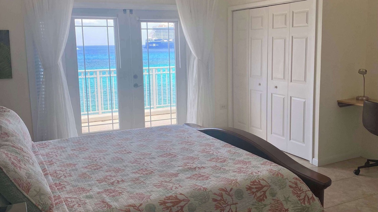 Photo of Bedroom in George Town