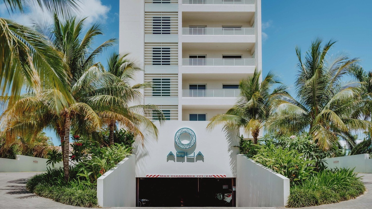 Photo of Outdoor in Seven Mile Beach