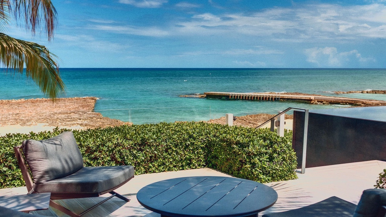 Photo of Outdoor in Seven Mile Beach