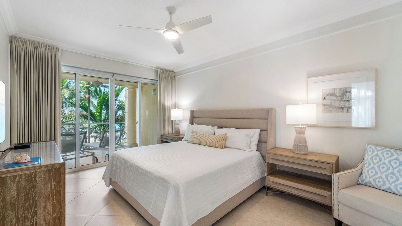 Photo of Bedroom in Seven Mile Beach
