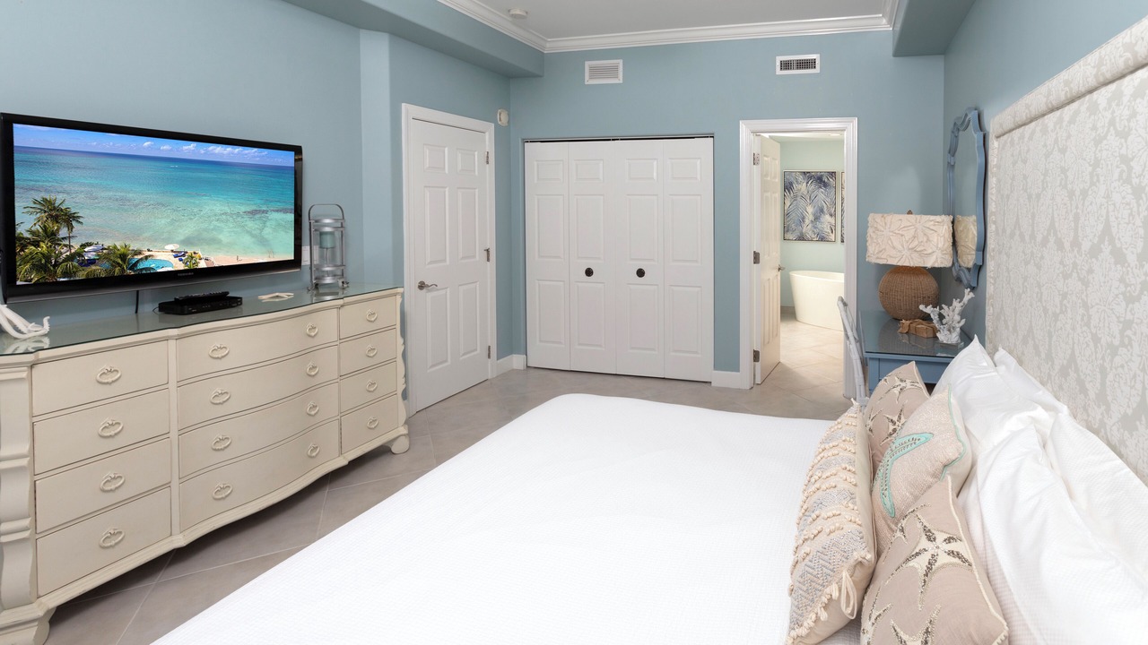 Photo of Bedroom in Seven Mile Beach