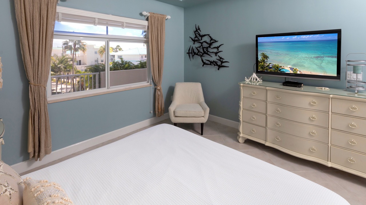 Photo of Bedroom in Seven Mile Beach