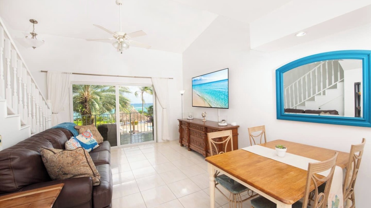 Photo of Bedroom in Bodden Town