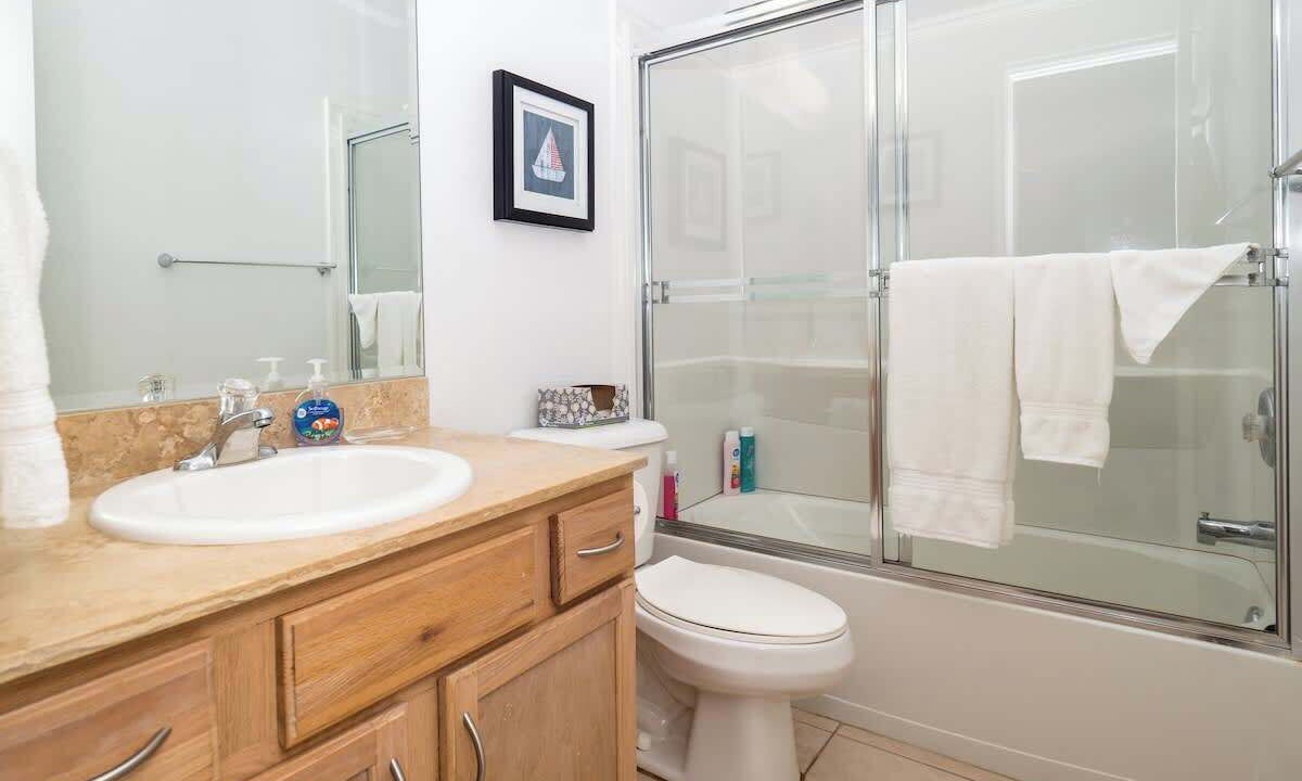 Photo of Bathroom in Rum Point