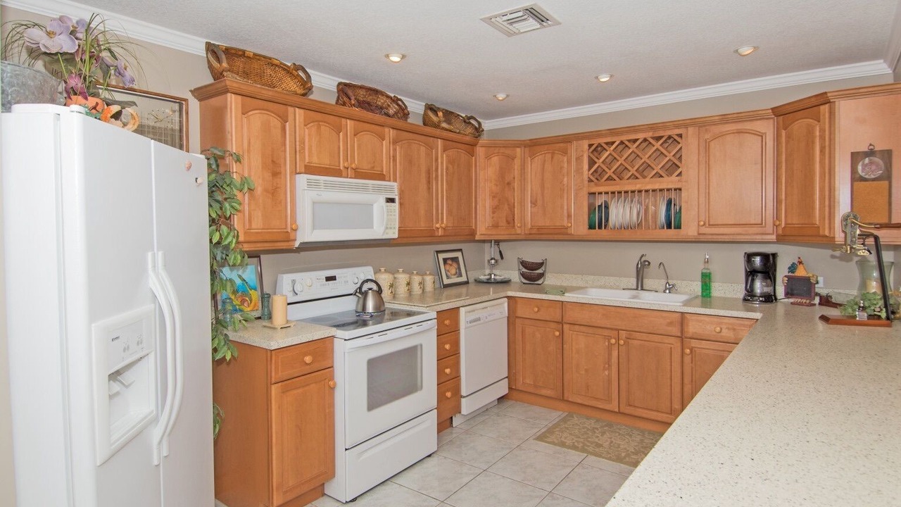 Photo of Kitchen in Seven Mile Beach