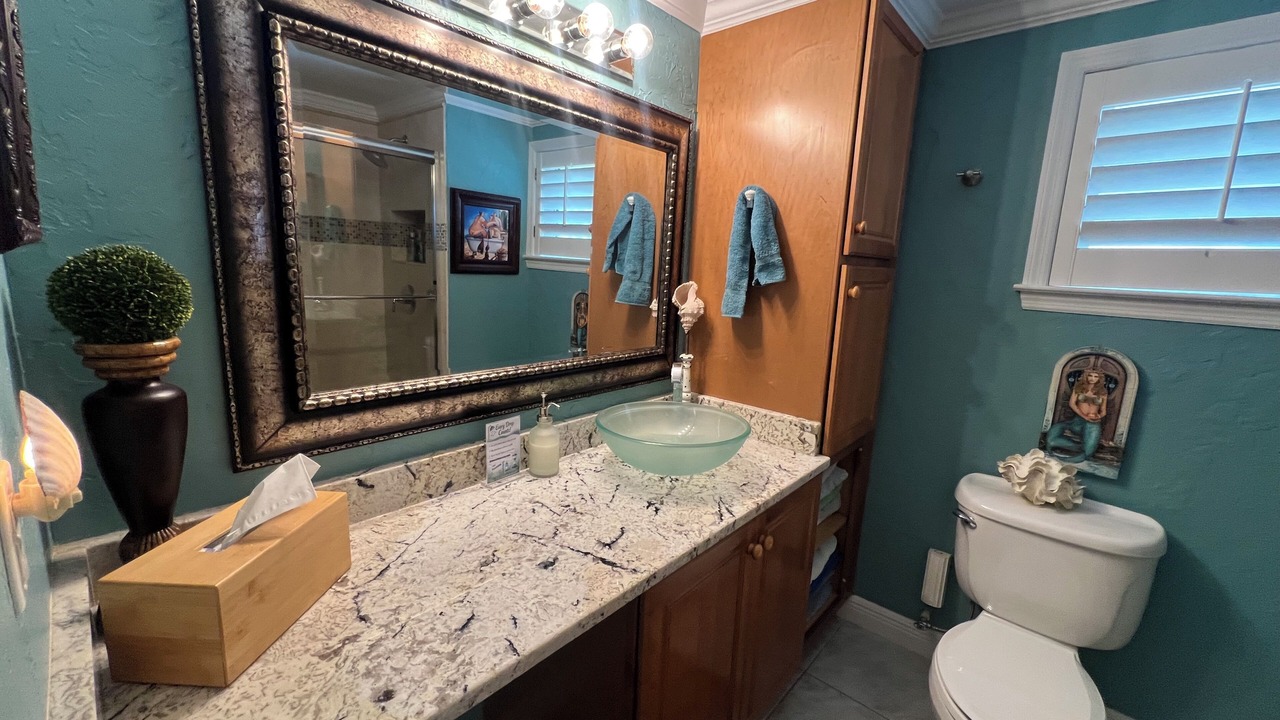 Photo of Bathroom in Seven Mile Beach