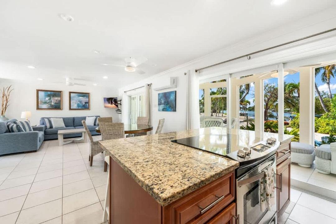 Photo of Others in Rum Point
