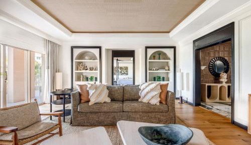 Oceanfront Two-Bedroom Suite