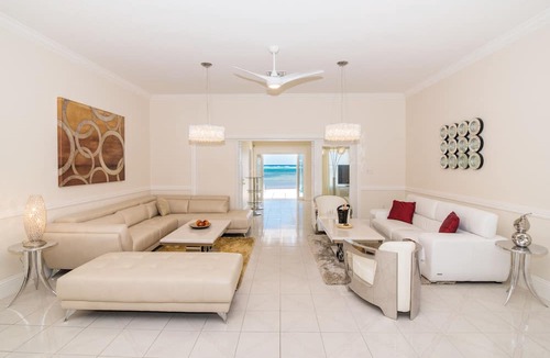 South Sound Villa | Sprat Bay Luxury Villa