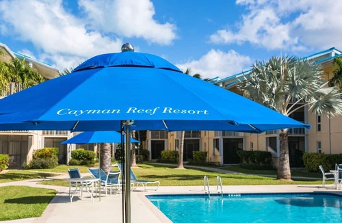Seven Mile Beach Condo | Beachfront 3br Condo On Seven Mile Beach At #44 Cayman Reef Resort