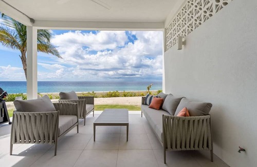 Northwest Point Apartment | Sunset Point 29 in West Bay