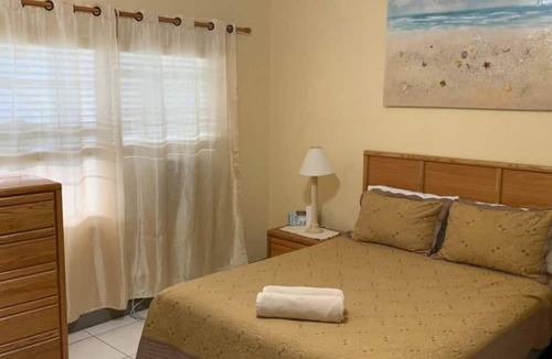 West Bay Apartment | S2 BP Steps to Beach Entire Apartment