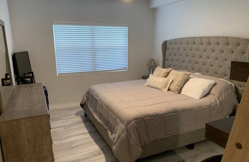 Seven Mile Beach Resort | Plantation Village 2 Bed / 2 Bath