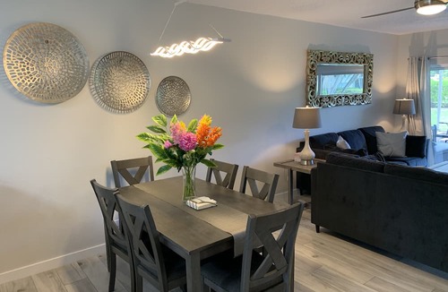 Seven Mile Beach Resort | Plantation Village 2 Bed / 2 Bath