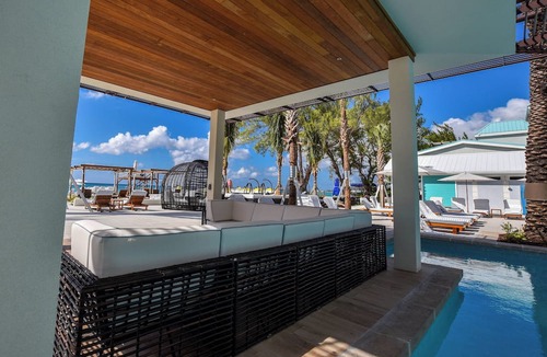 Seven Mile Beach Resort | The Westin Grand Cayman Seven Mile Beach Resort & Spa