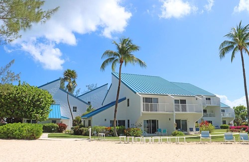 Seven Mile Beach Villa | Galleon Villas by Hello Cayman Vacation