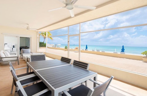 Seven Mile Beach Apartment | Laguna Del Mar