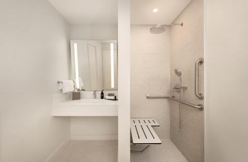 Bodden Town Hotel | ONE GT Grand Cayman