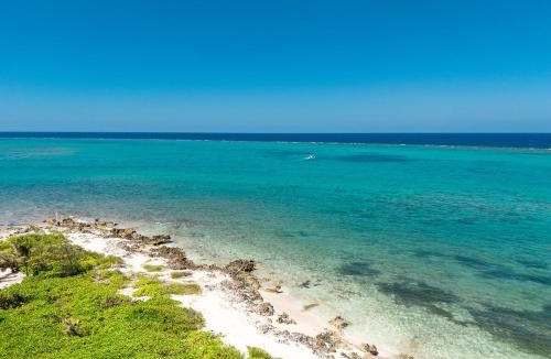 Rum Point Apartment | Rum Point Retreat Your island escape
