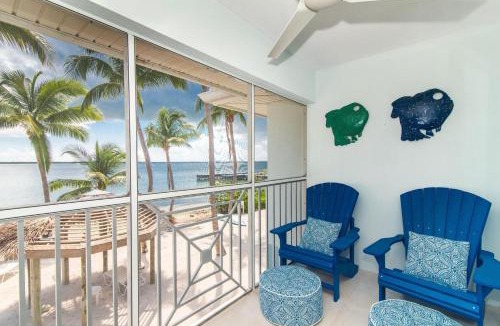 Rum Point Apartment | Kailua Villa