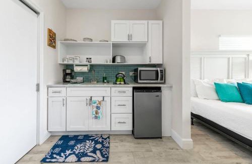 Colliers Bay House | The No Problem at Cottages