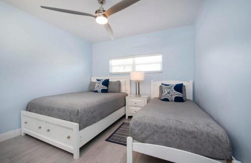Seven Mile Beach House | Plantation Village #37 Condo