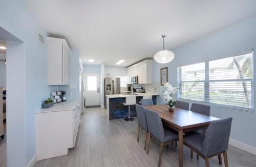 Seven Mile Beach House | Plantation Village #37 Condo