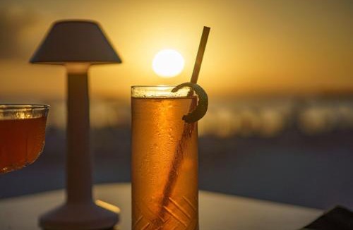 Seven Mile Beach Resort | The Ritz-Carlton, Grand Cayman