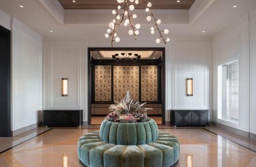 Seven Mile Beach Resort | The Ritz-Carlton, Grand Cayman