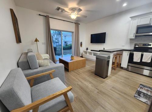 Modern living with a pool, kitchen & patio in Cayman! in West Bay